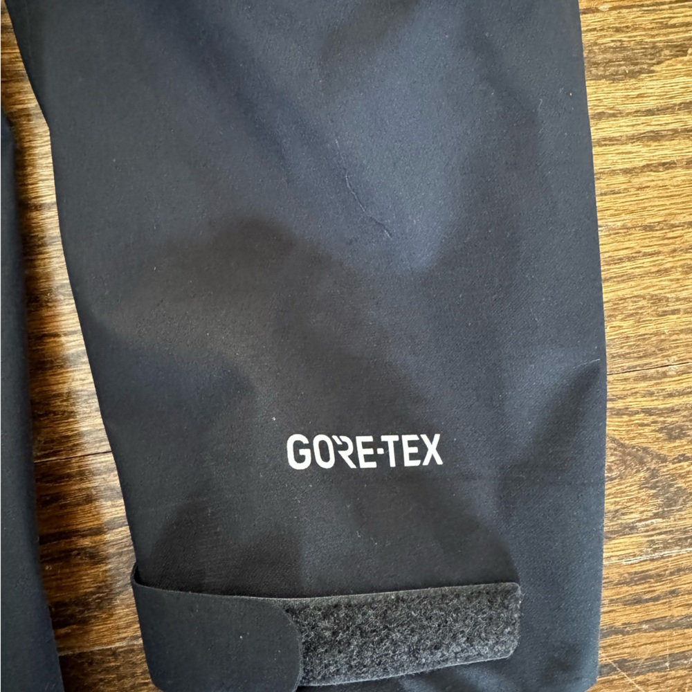 REI Co-Op Men’s XeroDry GTX Jacket - Picture 4 of 9